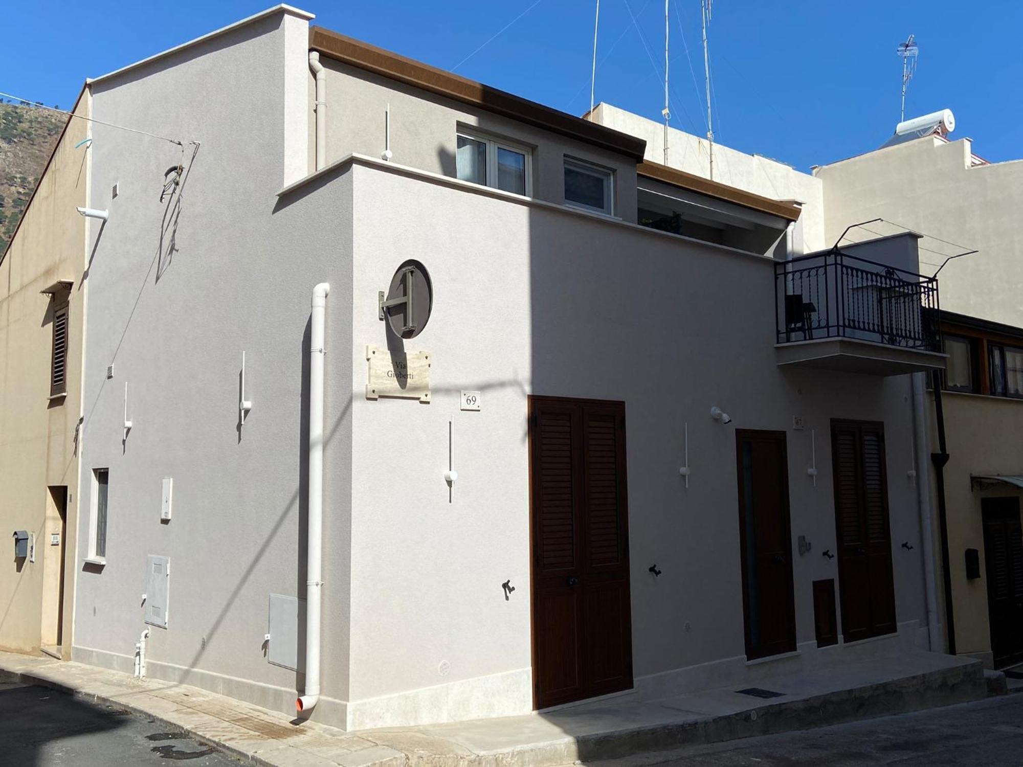 Allumaro House Кастеламаре дел Голфо Екстериор снимка